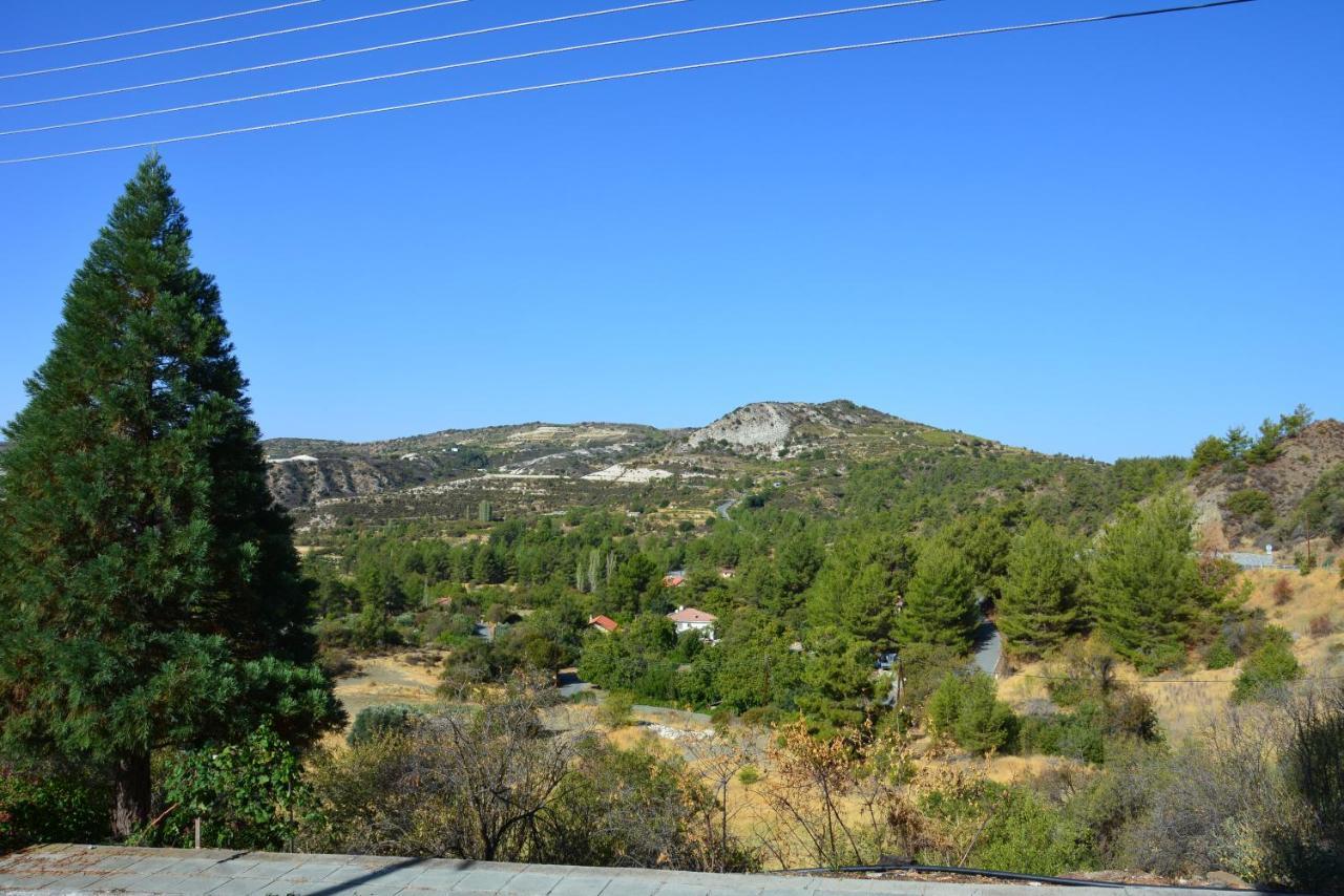 Riverside Cottage Kato Platres Dış mekan fotoğraf